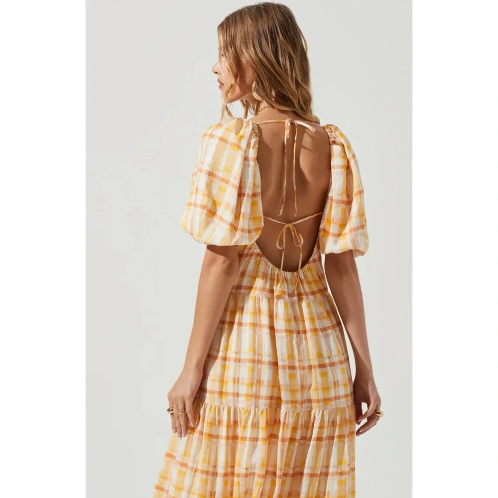 Astr label ilana